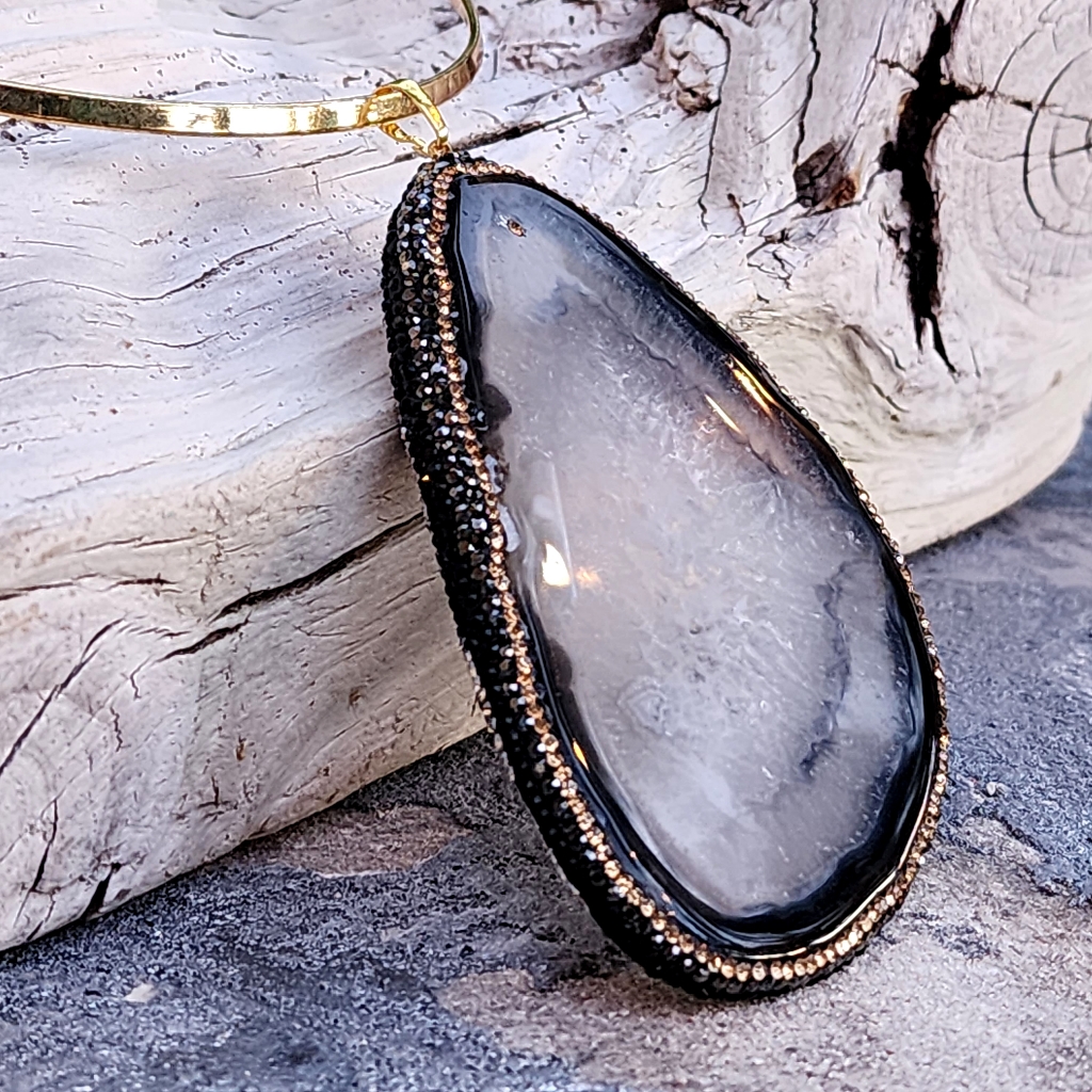 Large Pendant Genuine Agate Handcrafted Crystals Goldplated Necklace